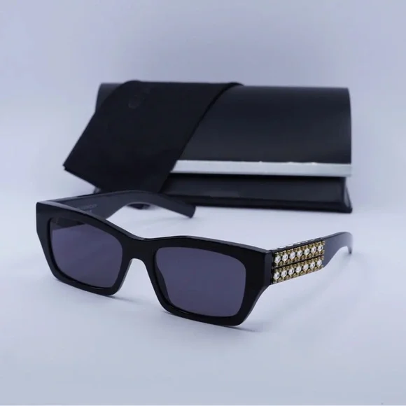 New Unisex Givenchy Sunglasses GV40077I 01A Shiny Black and Studs/Grey